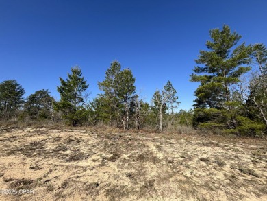 Oversized building lot located in the growing Sunny Hills on Sunny Hills Golf and Country Club in Florida - for sale on GolfHomes.com, golf home, golf lot