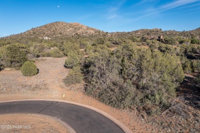 Discover the perfect blend of tranquility and stunning scenery on Talking Rock Golf Club in Arizona - for sale on GolfHomes.com, golf home, golf lot