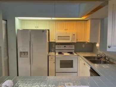 Enjoy this 3 bedroom / 2.5 bath lakefront home along with on Breckenridge Golf and Country Club in Florida - for sale on GolfHomes.com, golf home, golf lot