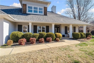 Witness this hidden gem within the gates of Pinnacle Country on Pinnacle Country Club in Arkansas - for sale on GolfHomes.com, golf home, golf lot