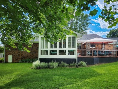 This well maintained brick ranch style home located in a on Lakeshore Country Club in Kentucky - for sale on GolfHomes.com, golf home, golf lot