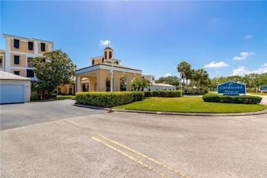 Lovely Oak Harbor condo residence that lives like a home on Oak Harbor Country Club in Florida - for sale on GolfHomes.com, golf home, golf lot