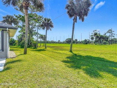 Lovely 3-bedroom, 2-bath home in a desirable golf community. The on Hidden Lakes Golf Club in Florida - for sale on GolfHomes.com, golf home, golf lot