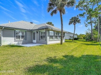 Lovely 3-bedroom, 2-bath home in a desirable golf community. The on Hidden Lakes Golf Club in Florida - for sale on GolfHomes.com, golf home, golf lot