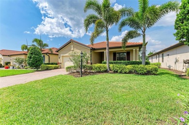 Move right in and start living the Florida lifestyle in this on Rosedale Golf and Tennis Club in Florida - for sale on GolfHomes.com, golf home, golf lot