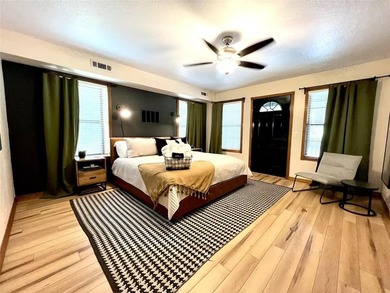 Welcome to this gorgeous home located on 1.16 acres!  This on Holiday Island Golf Course in Arkansas - for sale on GolfHomes.com, golf home, golf lot