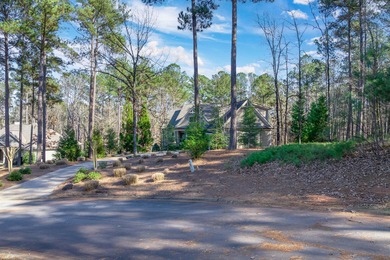 HIGHLY SOUGHT AFTER LOT NEAR THE CREEK CLUB AT REYNOLDS LAKE on Reynolds Lake Oconee - The Oconee in Georgia - for sale on GolfHomes.com, golf home, golf lot