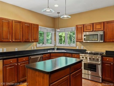 Welcome to this beautiful 3-bedroom, 3.5-bath colonial in the on Prestwick Village Golf Club in Michigan - for sale on GolfHomes.com, golf home, golf lot