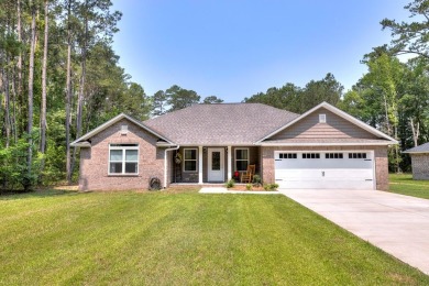 Like new home featuring over 2,000 square feet, just steps away on Sunset Country Club in South Carolina - for sale on GolfHomes.com, golf home, golf lot