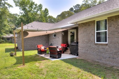 Like new home featuring over 2,000 square feet, just steps away on Sunset Country Club in South Carolina - for sale on GolfHomes.com, golf home, golf lot