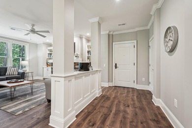 Lake-view condo o Fully furnished o Renovated o Short-term on Reynolds Lake Oconee - The Oconee in Georgia - for sale on GolfHomes.com, golf home, golf lot