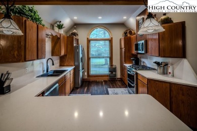 Rare Gem on Beech Mountain!
Experience the ease of one-level on Beech Mountain Club in North Carolina - for sale on GolfHomes.com, golf home, golf lot