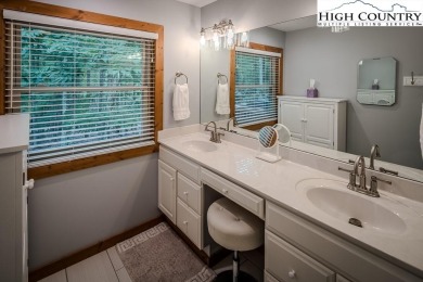 Rare Gem on Beech Mountain!
Experience the ease of one-level on Beech Mountain Club in North Carolina - for sale on GolfHomes.com, golf home, golf lot