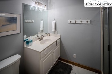 Rare Gem on Beech Mountain!
Experience the ease of one-level on Beech Mountain Club in North Carolina - for sale on GolfHomes.com, golf home, golf lot