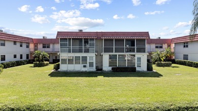 Just listed 2nd Floor 1 Bed / 1.5 Bath unit located in the on Kings Point Golf -Flanders Way in Florida - for sale on GolfHomes.com, golf home, golf lot