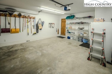 Rare Gem on Beech Mountain!
Experience the ease of one-level on Beech Mountain Club in North Carolina - for sale on GolfHomes.com, golf home, golf lot