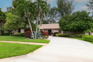 Beautifully updated & rarely available 4 bedroom 2-1/2 bath on Boca Lago Golf and Country Club in Florida - for sale on GolfHomes.com, golf home, golf lot