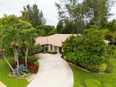 Beautifully updated & rarely available 4 bedroom 2-1/2 bath on Boca Lago Golf and Country Club in Florida - for sale on GolfHomes.com, golf home, golf lot