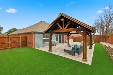 Absolutely gorgeous move in ready single story home in Oakmont! on Oakmont Country Club in Texas - for sale on GolfHomes.com, golf home, golf lot