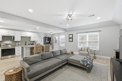 Absolutely gorgeous move in ready single story home in Oakmont! on Oakmont Country Club in Texas - for sale on GolfHomes.com, golf home, golf lot