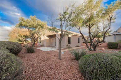 Charming single-story home in the sought-after 55+ Sun City on Desert Willow Golf Course in Nevada - for sale on GolfHomes.com, golf home, golf lot