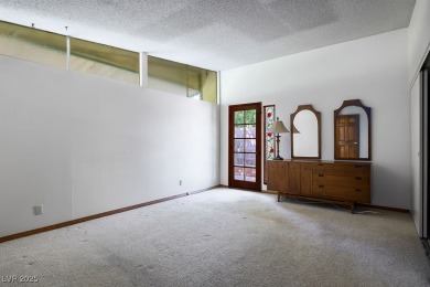 Would you like to live in one of Las Vegas' premier historic on Las Vegas National Golf Club in Nevada - for sale on GolfHomes.com, golf home, golf lot