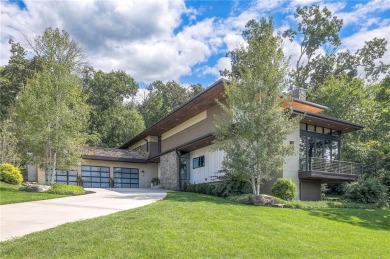 Exquisite 7,100 Sq Ft Modern Estate in the gated Loch Lloyd on Loch Lloyd Country Club in Missouri - for sale on GolfHomes.com, golf home, golf lot