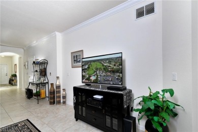 A+ LOCATION! Seller is offering $5,000 towards closing costs! on Spanish Wells Golf and Country Club in Florida - for sale on GolfHomes.com, golf home, golf lot