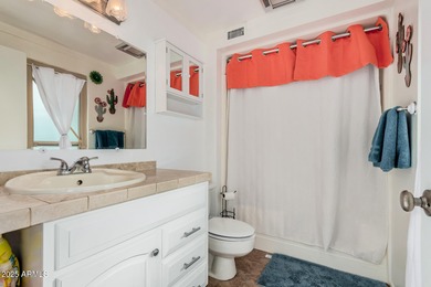 Lovely 2-bedroom, 2 full bath home in the sought-after Sun City on PalmBrook Country Club in Arizona - for sale on GolfHomes.com, golf home, golf lot