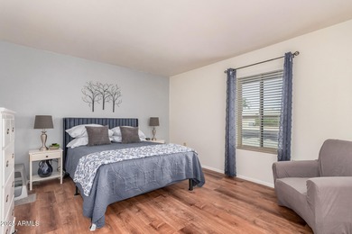 Lovely 2-bedroom, 2 full bath home in the sought-after Sun City on PalmBrook Country Club in Arizona - for sale on GolfHomes.com, golf home, golf lot