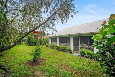 CUSTOM HOME BUILT BY THOMAS GALT HOMES. WIDE OPEN GREAT ROOM on Fountain Lakes Community Golf Course in Florida - for sale on GolfHomes.com, golf home, golf lot
