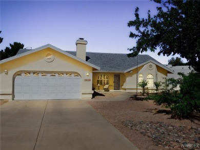 Enjoy golf course living with this spacious 2,094 sq ft home on Valle Vista Golf Course in Arizona - for sale on GolfHomes.com, golf home, golf lot