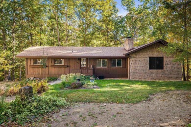 Stunning Contemporary log home, private lot backing up to wooded on Woodstone Meadows Golf Course At Massanutten in Virginia - for sale on GolfHomes.com, golf home, golf lot
