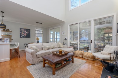 The perfect lake getaway, this charming 3BR/2.5BA Waterside on Great Waters Course At Reynolds Plantation in Georgia - for sale on GolfHomes.com, golf home, golf lot