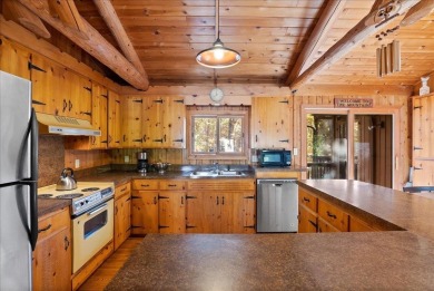 Stunning Contemporary log home, private lot backing up to wooded on Woodstone Meadows Golf Course At Massanutten in Virginia - for sale on GolfHomes.com, golf home, golf lot