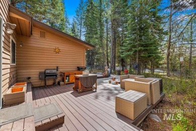 Charming Family Home on .34 Acres in the Heart of McCall! on McCall Municipal Golf Course in Idaho - for sale on GolfHomes.com, golf home, golf lot