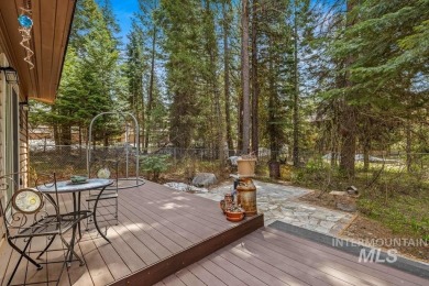 Charming Family Home on .34 Acres in the Heart of McCall! on McCall Municipal Golf Course in Idaho - for sale on GolfHomes.com, golf home, golf lot