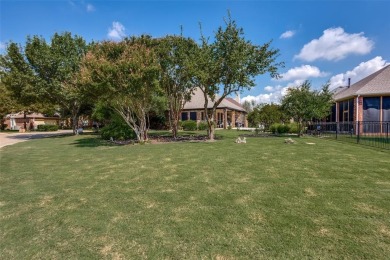 TOTALLY UPDATED - RARE OPPORTUNITY IN HERITAGE RANCH on Heritage Ranch Golf and Country Club in Texas - for sale on GolfHomes.com, golf home, golf lot