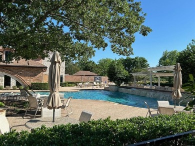 TOTALLY UPDATED - RARE OPPORTUNITY IN HERITAGE RANCH on Heritage Ranch Golf and Country Club in Texas - for sale on GolfHomes.com, golf home, golf lot