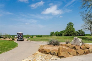 TOTALLY UPDATED - RARE OPPORTUNITY IN HERITAGE RANCH on Heritage Ranch Golf and Country Club in Texas - for sale on GolfHomes.com, golf home, golf lot