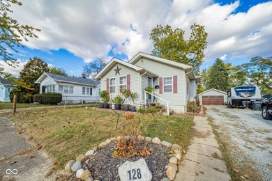 MOTIVATED SELLERS! Step inside this charming 3-bedroom, 2-bath on Meadowbrook Golf Course in Indiana - for sale on GolfHomes.com, golf home, golf lot