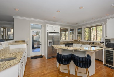 Unique townhome opportunity in the heart of Reynolds Lake on Reynolds Lake Oconee - The Oconee in Georgia - for sale on GolfHomes.com, golf home, golf lot