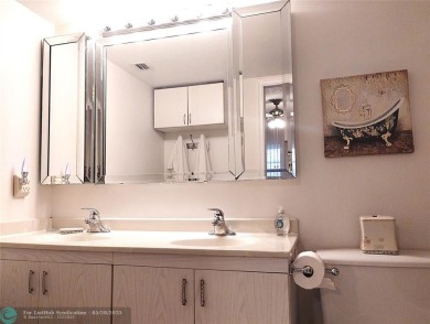 IMMACULATE FURNISHED TURN-KEY 2BR/2BTH! OPEN KITCHEN CONCEPT on Wynmoor Golf Course in Florida - for sale on GolfHomes.com, golf home, golf lot