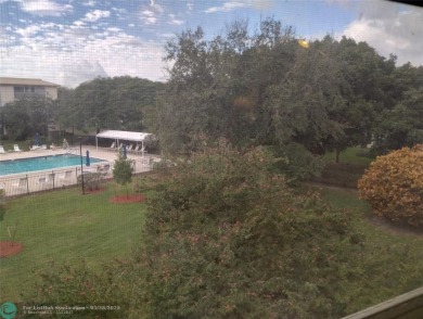 IMMACULATE FURNISHED TURN-KEY 2BR/2BTH! OPEN KITCHEN CONCEPT on Wynmoor Golf Course in Florida - for sale on GolfHomes.com, golf home, golf lot