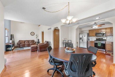 Welcome to your new home! This stunning 3-bedroom, 2.5-bath on River Heights Golf Club in Illinois - for sale on GolfHomes.com, golf home, golf lot