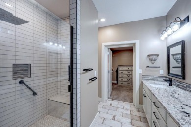Elegant Golf Course Living at Country Club Villas  Welcome to a on Winfield Country Club in Kansas - for sale on GolfHomes.com, golf home, golf lot