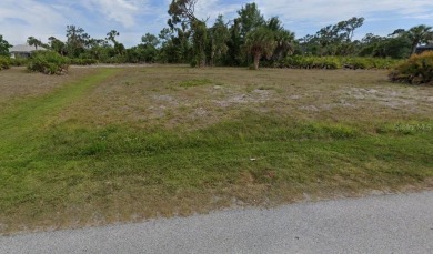 Located in the highly desirable Broadmoor area. This is the on Pinemoor West Golf Club in Florida - for sale on GolfHomes.com, golf home, golf lot