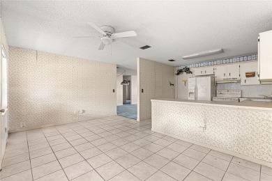 Under contract-accepting backup offers. Location, Convenience on On Top of the World Golf Course in Florida - for sale on GolfHomes.com, golf home, golf lot