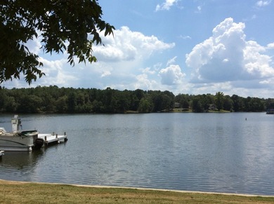 BACK ON MARKET THRU NO FAULT OF THE SELLER! Fabulous interior on Harbor Club Golf and Country Club in Georgia - for sale on GolfHomes.com, golf home, golf lot