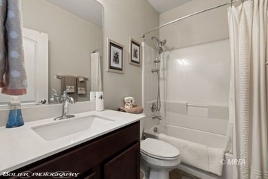 Discover this beautiful, gently lived-in home in Desert Ridge! on The Oasis Golf Club in Nevada - for sale on GolfHomes.com, golf home, golf lot